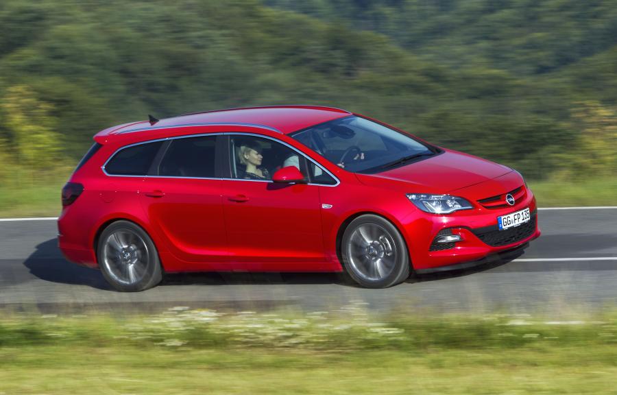  Opel Astra SportsTourer BiTurbo CDTI (J) 2012 года  (фото 10 из 11)